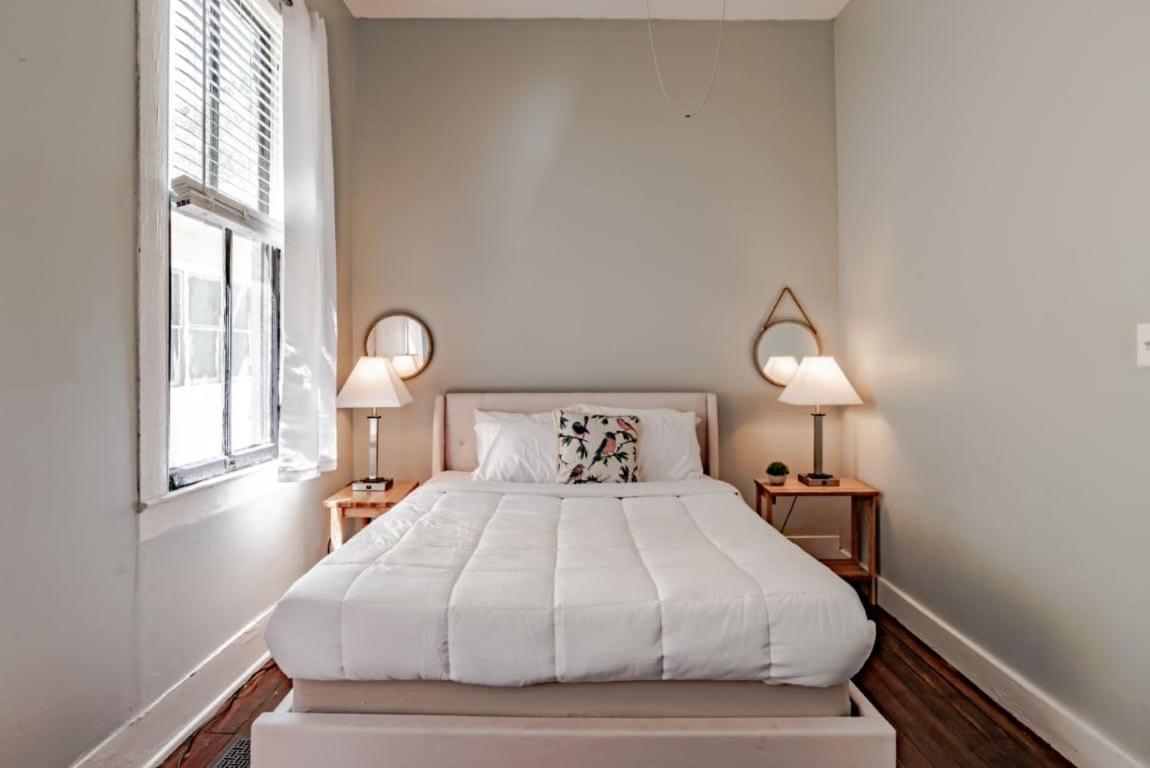 Mins From Downtown & Dining, Dauphin Darling 2 Daire Mobile Dış mekan fotoğraf