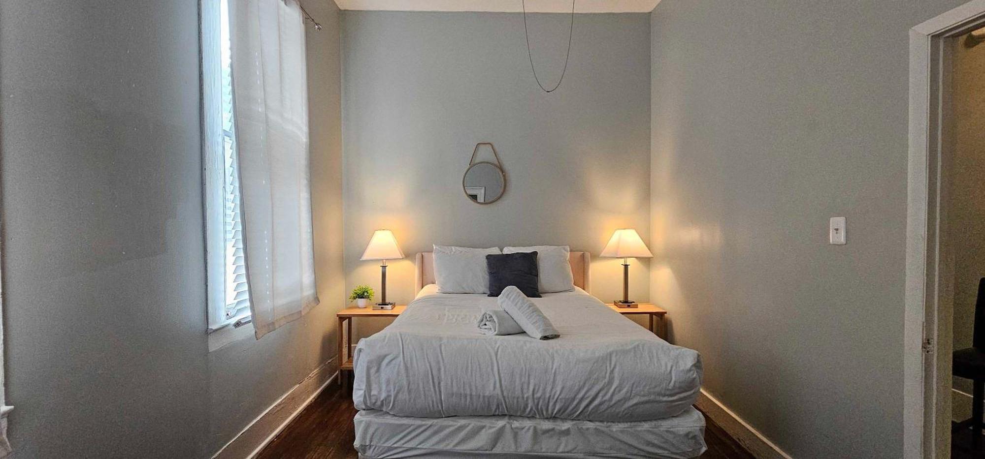 Mins From Downtown & Dining, Dauphin Darling 2 Daire Mobile Dış mekan fotoğraf