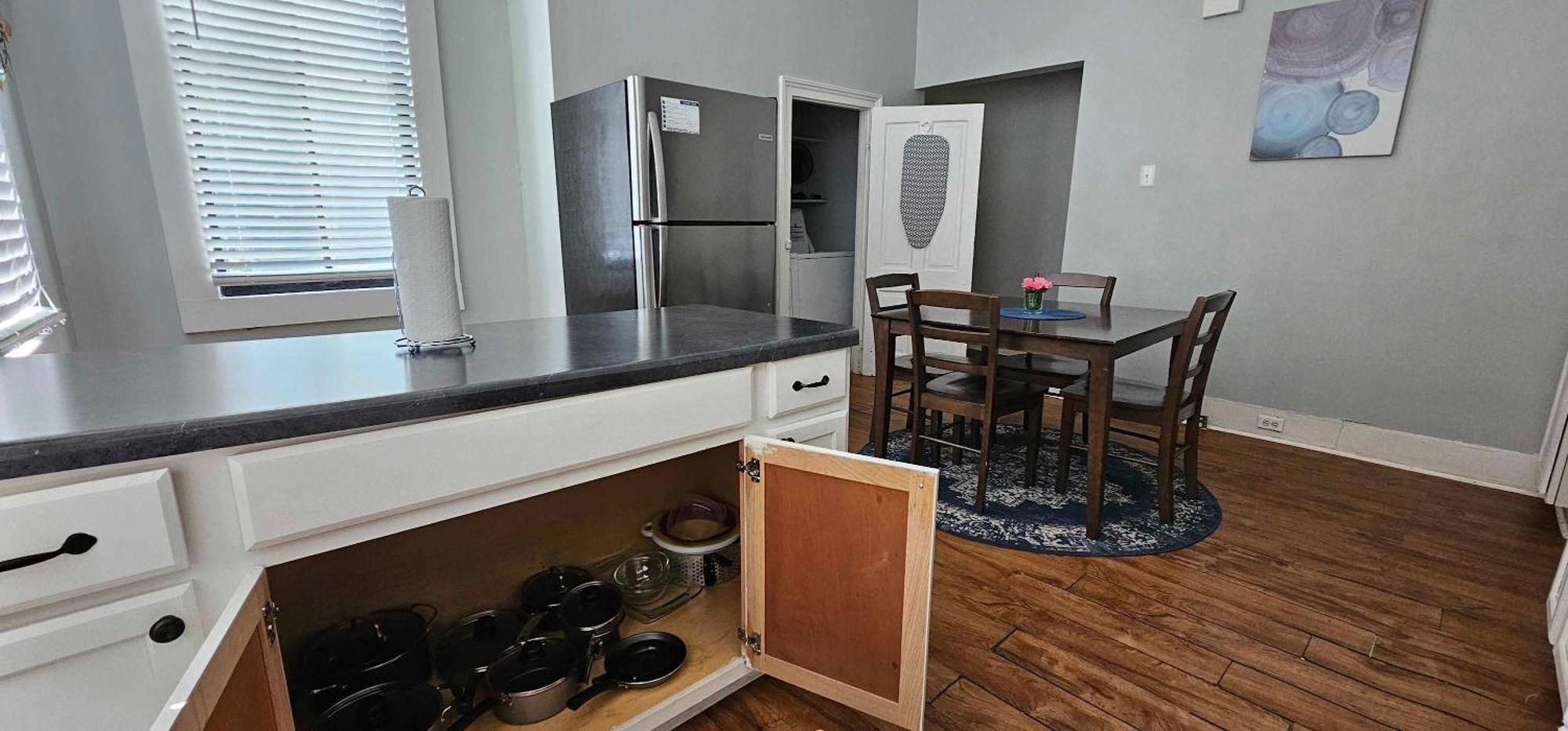 Mins From Downtown & Dining, Dauphin Darling 2 Daire Mobile Dış mekan fotoğraf